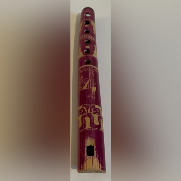 Vintage Hand carved 10” Bolivian Flute - Picture 9 of 9